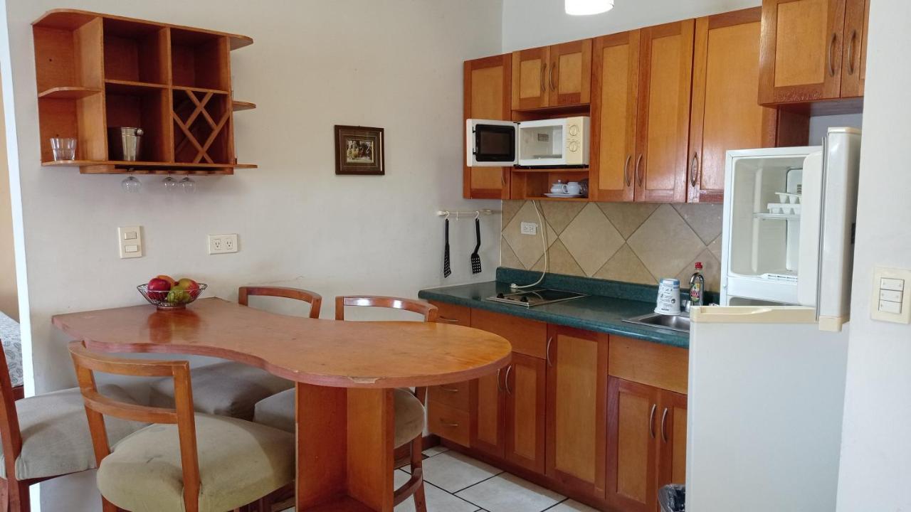 Confort Ejecutivo Suites Lindavista Guadalupe  ภายนอก รูปภาพ