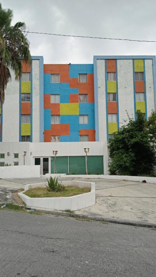 Confort Ejecutivo Suites Lindavista Guadalupe  ภายนอก รูปภาพ