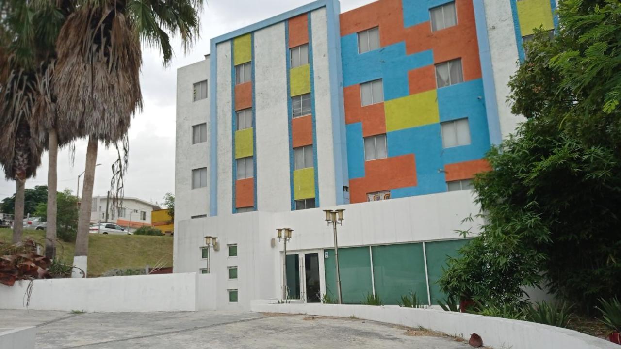 Confort Ejecutivo Suites Lindavista Guadalupe  ภายนอก รูปภาพ