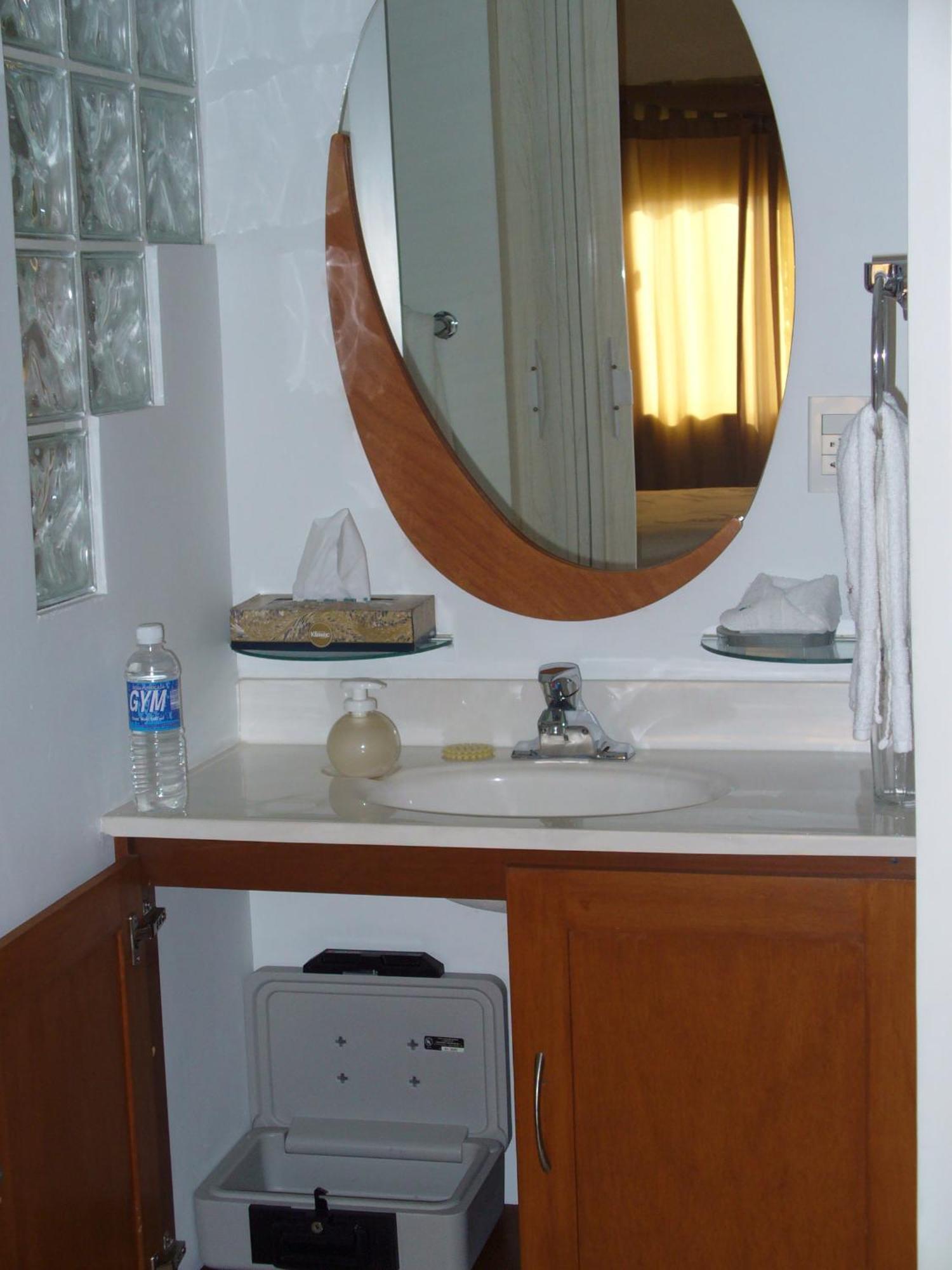 Confort Ejecutivo Suites Lindavista Guadalupe  ภายนอก รูปภาพ